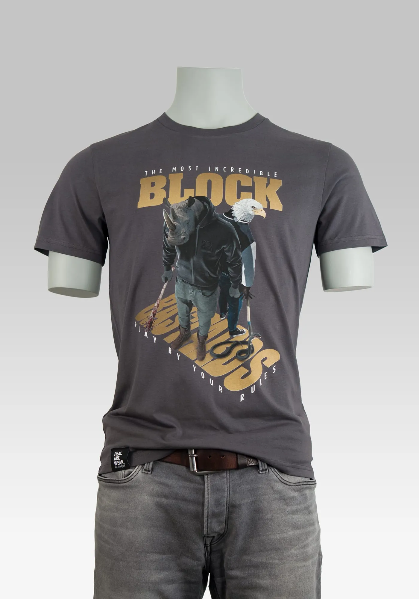 T-Shirt Blockbastardsmotiv auf der Hollowpuppe von vorne