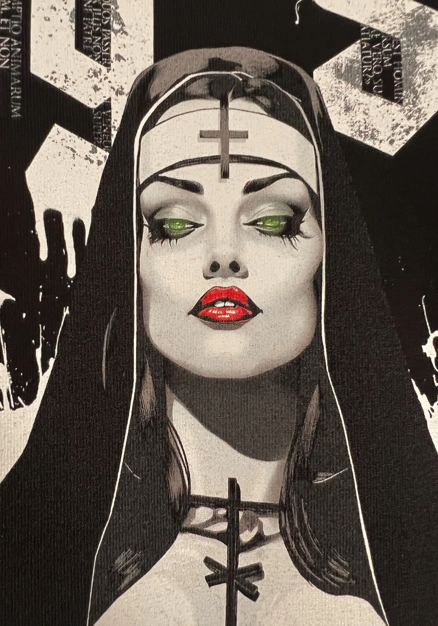 Closeup des Herren Longsleeve einer Nonne mit rotem Lippenstift illustriert